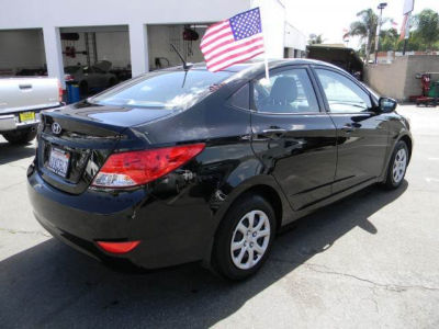 2012 Hyundai Accent  GLS