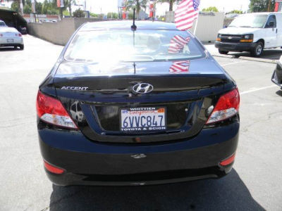 2012 Hyundai Accent  GLS
