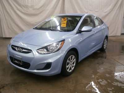 2012 Hyundai Accent  GLS