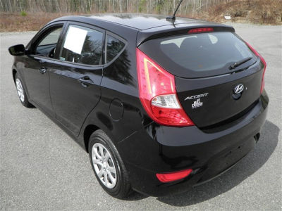 2012 Hyundai Accent  GS