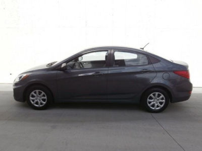 2012 Hyundai Accent  GLS