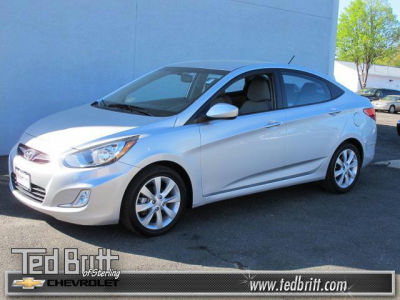 2012 Hyundai Accent  GLS