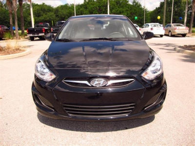 2012 Hyundai Accent  GLS