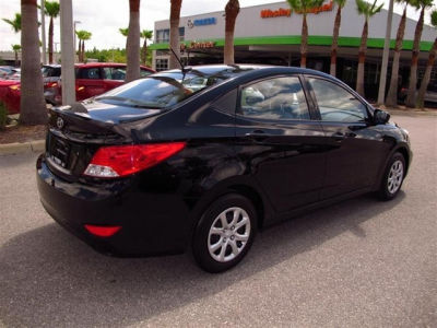 2012 Hyundai Accent  GLS