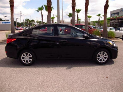2012 Hyundai Accent  GLS