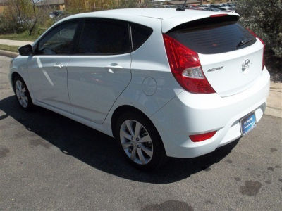 2012 Hyundai Accent SE