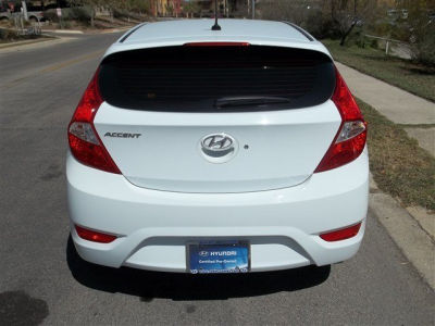 2012 Hyundai Accent SE