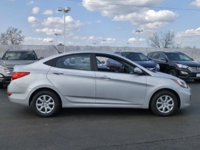 2012 Hyundai Accent  GLS