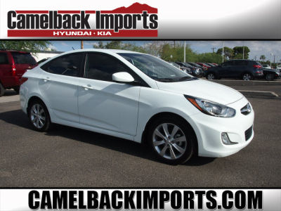 2012 Hyundai Accent GLS
