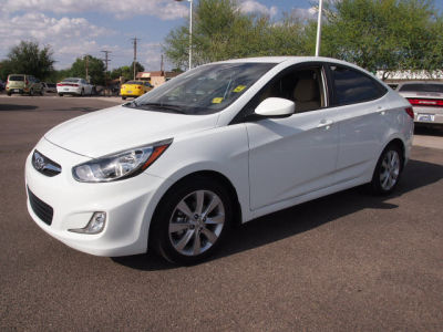 2012 Hyundai Accent  GLS