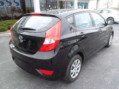 2012 Hyundai Accent