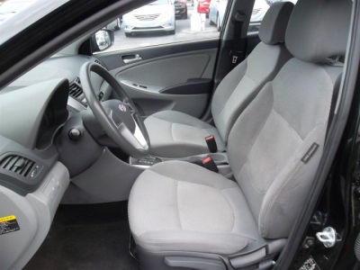 2012 Hyundai Accent