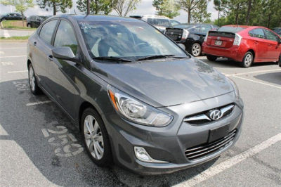 2012 Hyundai Accent  GLS