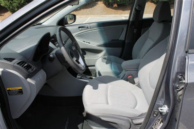 2012 Hyundai Accent  GLS