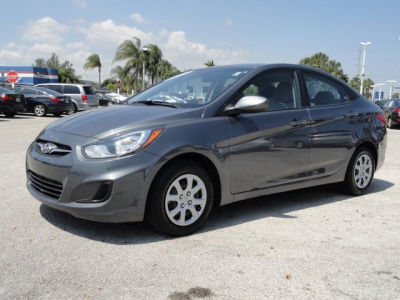 2012 Hyundai Accent GLS