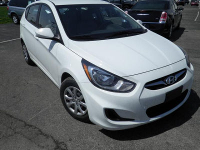 2012 Hyundai Accent GS