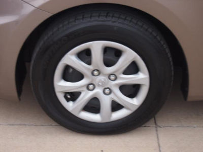 2012 Hyundai Accent  GLS