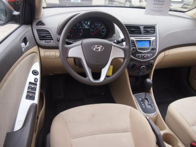 2012 Hyundai Accent  GLS