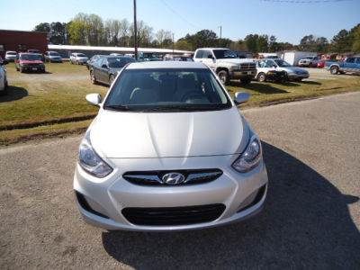 2012 Hyundai Accent  GLS