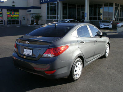2012 Hyundai Accent  GLS