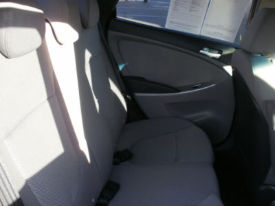 2012 Hyundai Accent  GLS