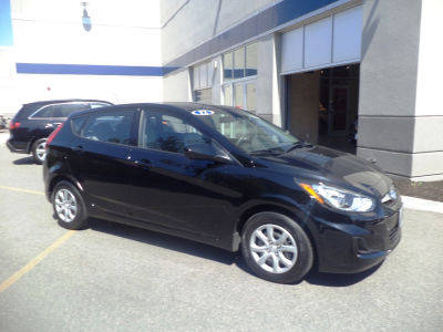 2012 Hyundai Accent  GS