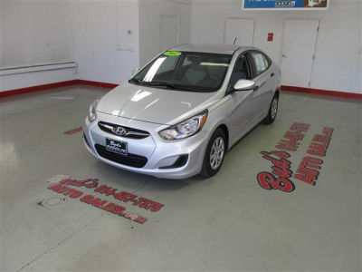 2012 Hyundai Accent GLS