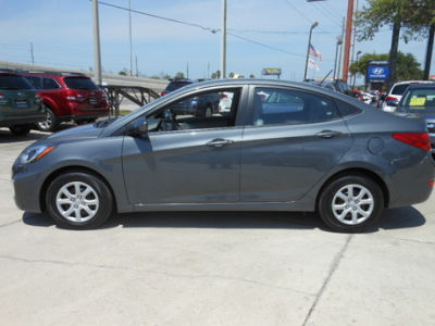 2012 Hyundai Accent  GLS