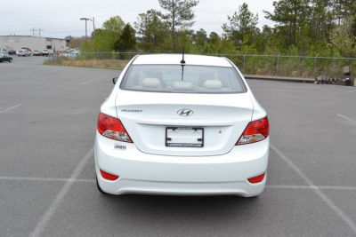 2012 Hyundai Accent  GLS