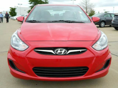 2012 Hyundai Accent GLS