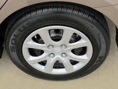 2012 Hyundai Accent  GLS