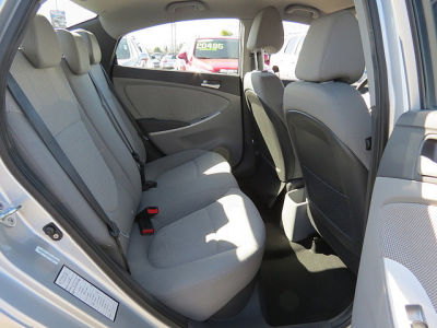 2012 Hyundai Accent  GLS