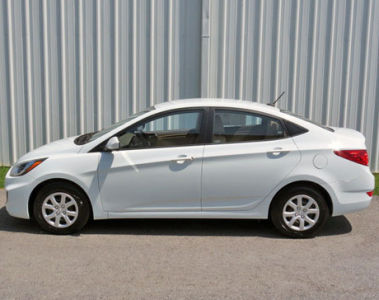 2012 Hyundai Accent GLS