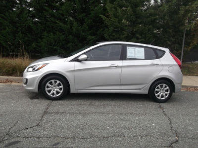 2012 Hyundai Accent