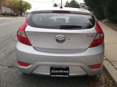 2012 Hyundai Accent