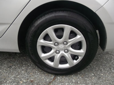2012 Hyundai Accent