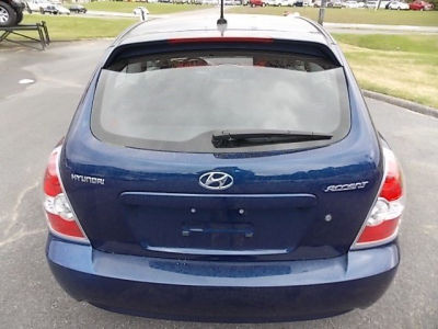 2011 Hyundai Accent  SE