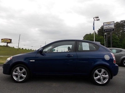2011 Hyundai Accent  SE