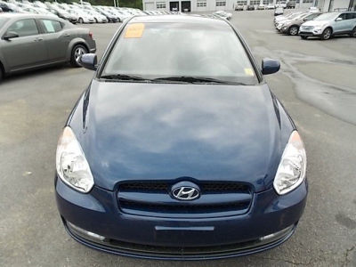 2011 Hyundai Accent  SE