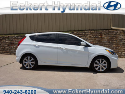 2012 Hyundai Accent SE
