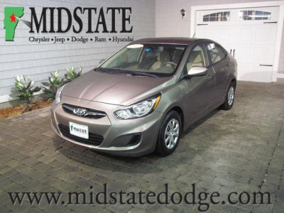 2012 Hyundai Accent  GLS