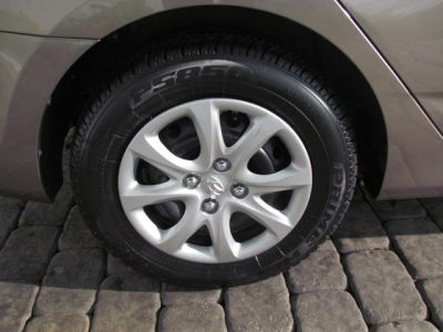 2012 Hyundai Accent  GLS