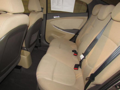 2012 Hyundai Accent  GLS