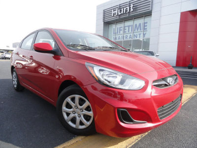 2012 Hyundai Accent  GLS