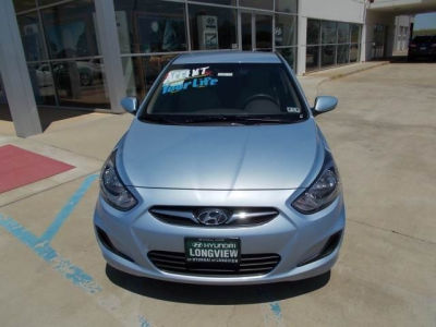 2012 Hyundai Accent  GLS