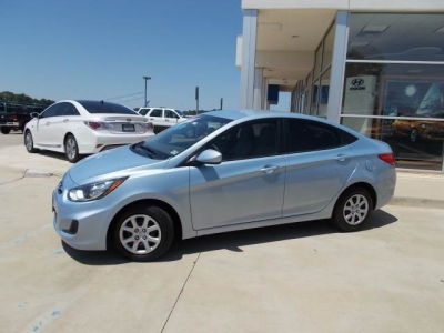 2012 Hyundai Accent  GLS