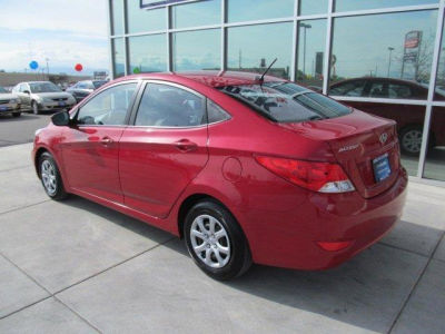 2012 Hyundai Accent  GLS