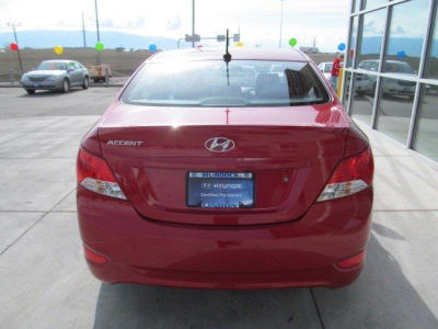 2012 Hyundai Accent  GLS