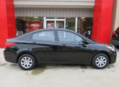 2012 Hyundai Accent GLS