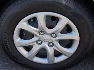 2013 Hyundai Accent  GLS
